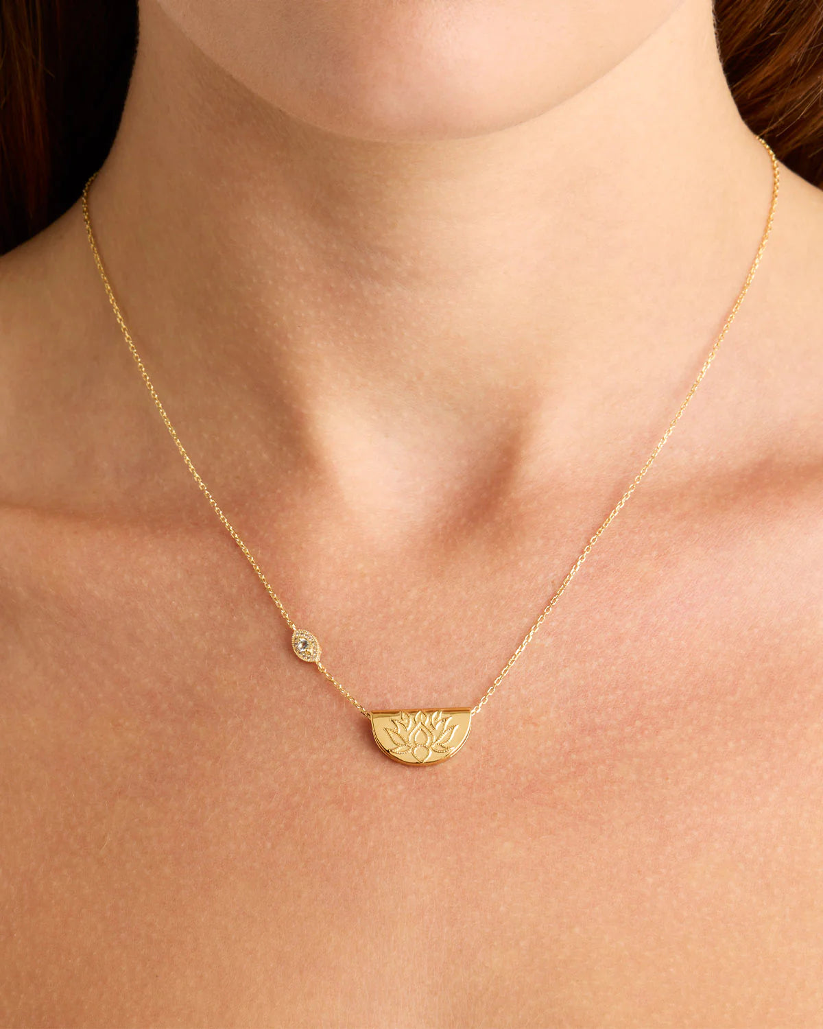 BY CHARLOTTE Eye of Peace Lotus | Gold