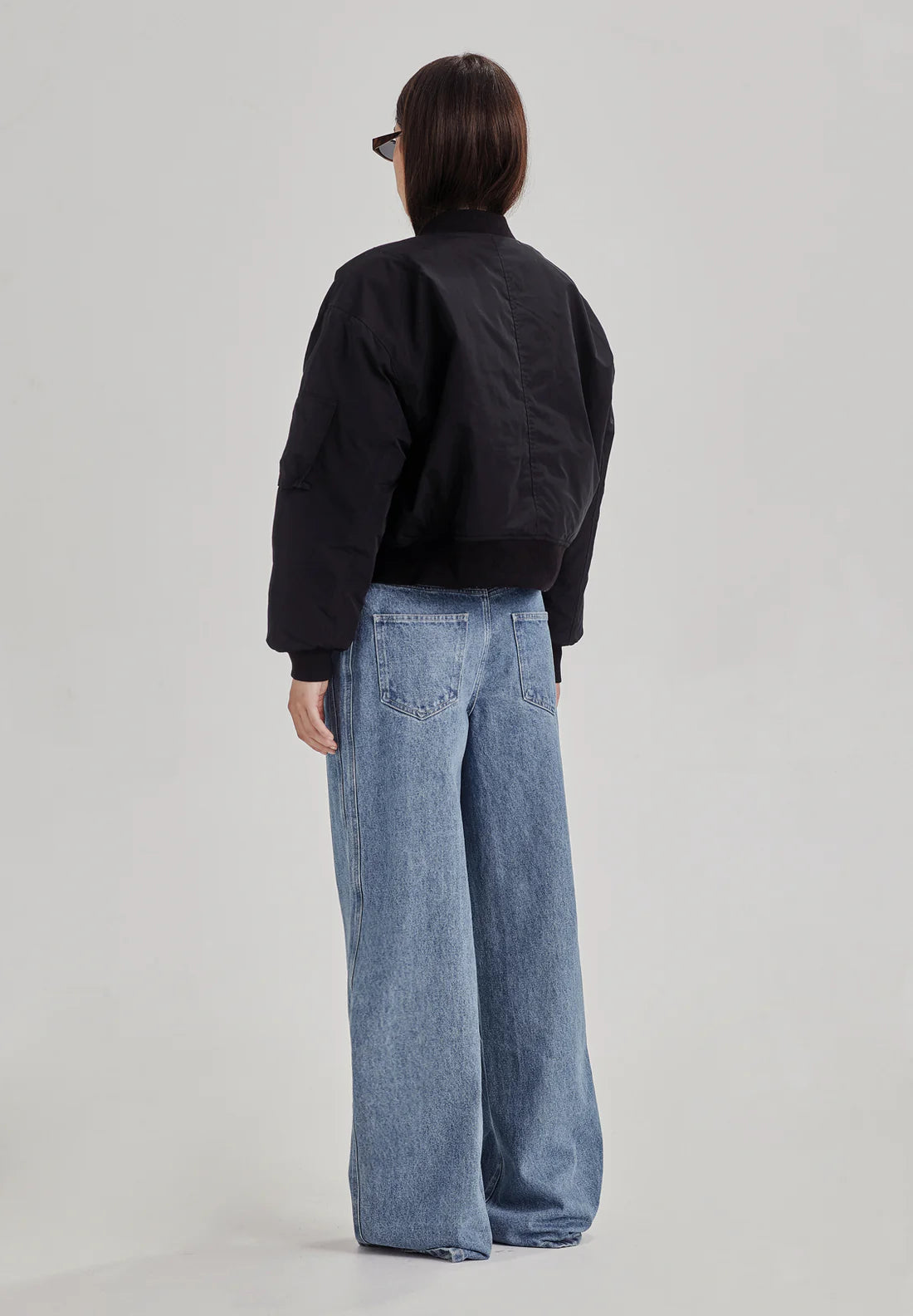 COMMONERS Crop Bomber | Black
