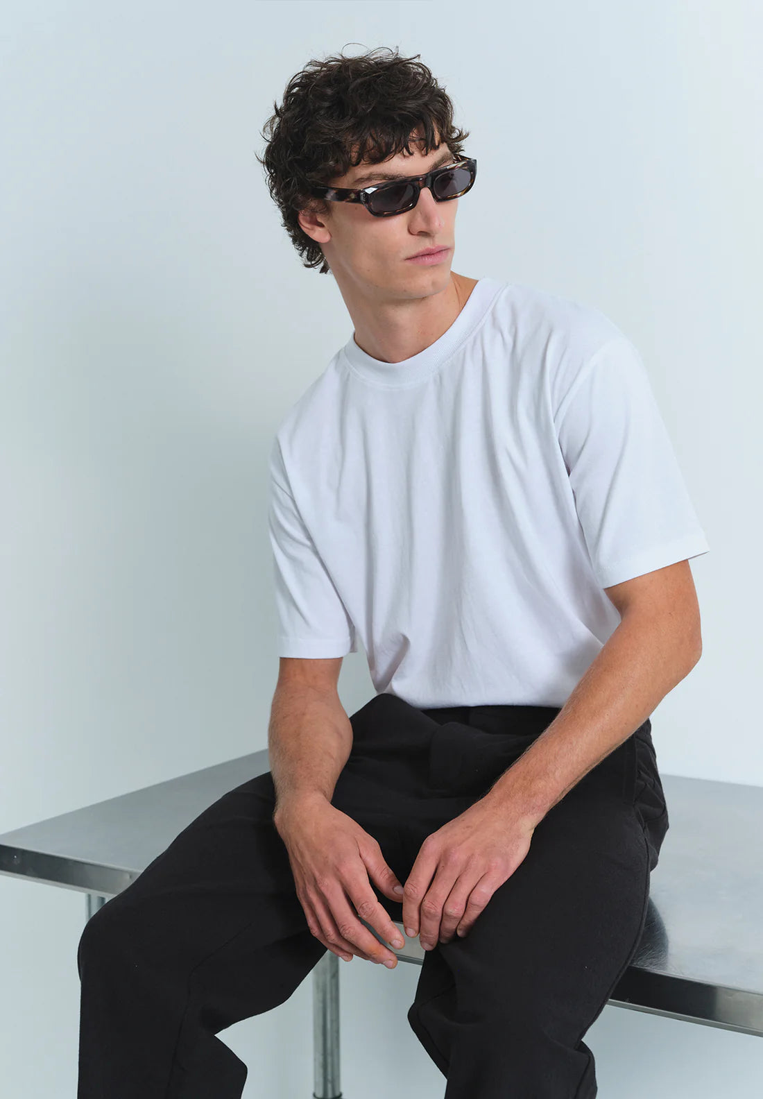 COMMONERS Mens Relaxed Tee | White