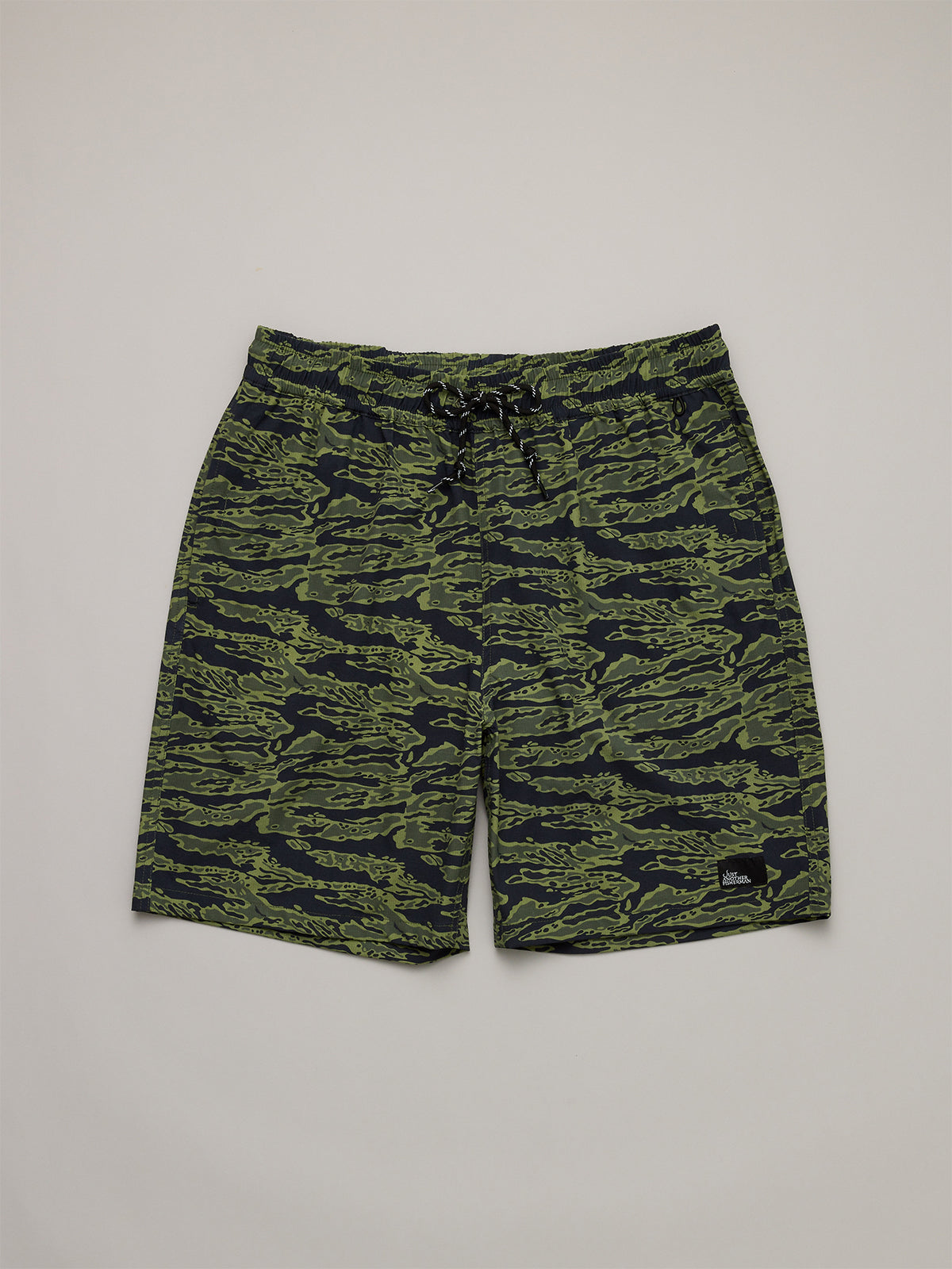 Crewman Shorts 2.0 Algae Camo front