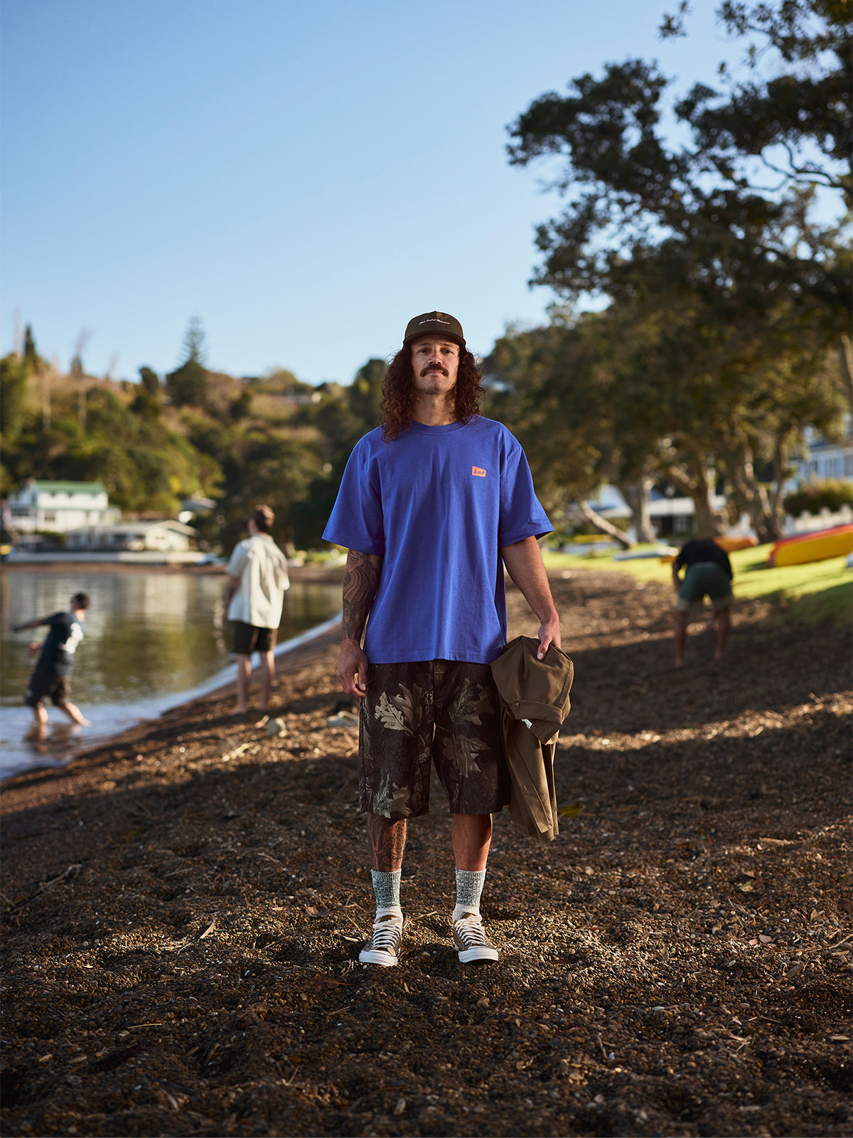 JUST ANOTHER FISHERMAN Apologies Heavy Shore Tee | Cobalt
