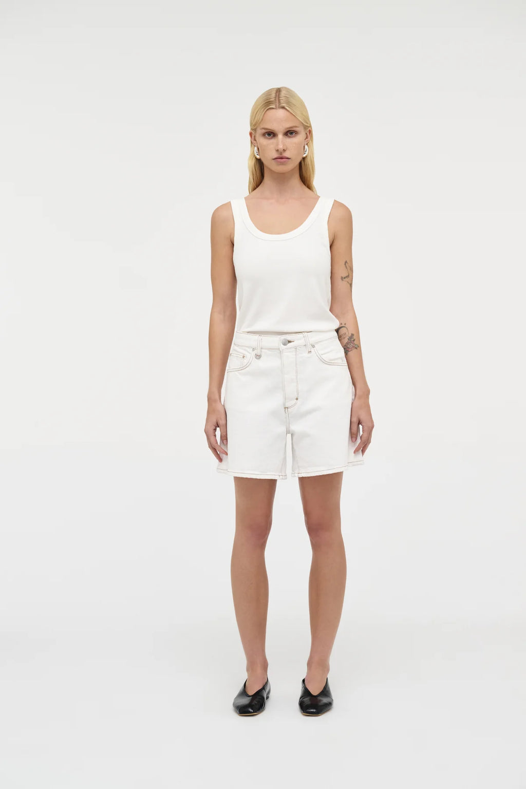 NEUW Eva Short | White