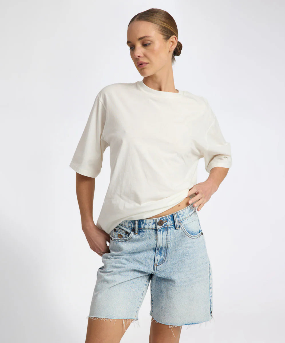 ONE TEASPOON With Kobe Tee | White