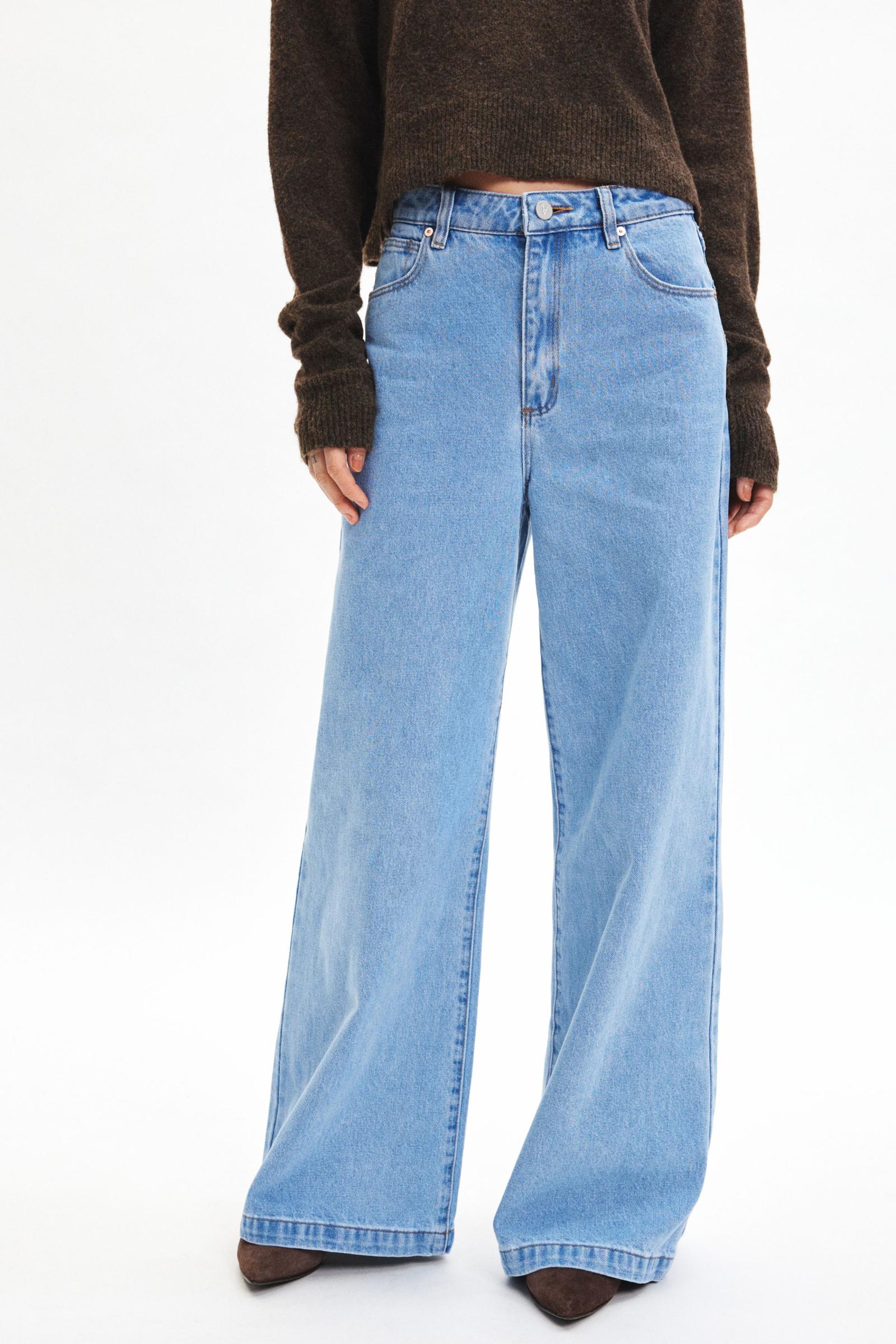 ABRAND Super Wide | Loretta Light Blue