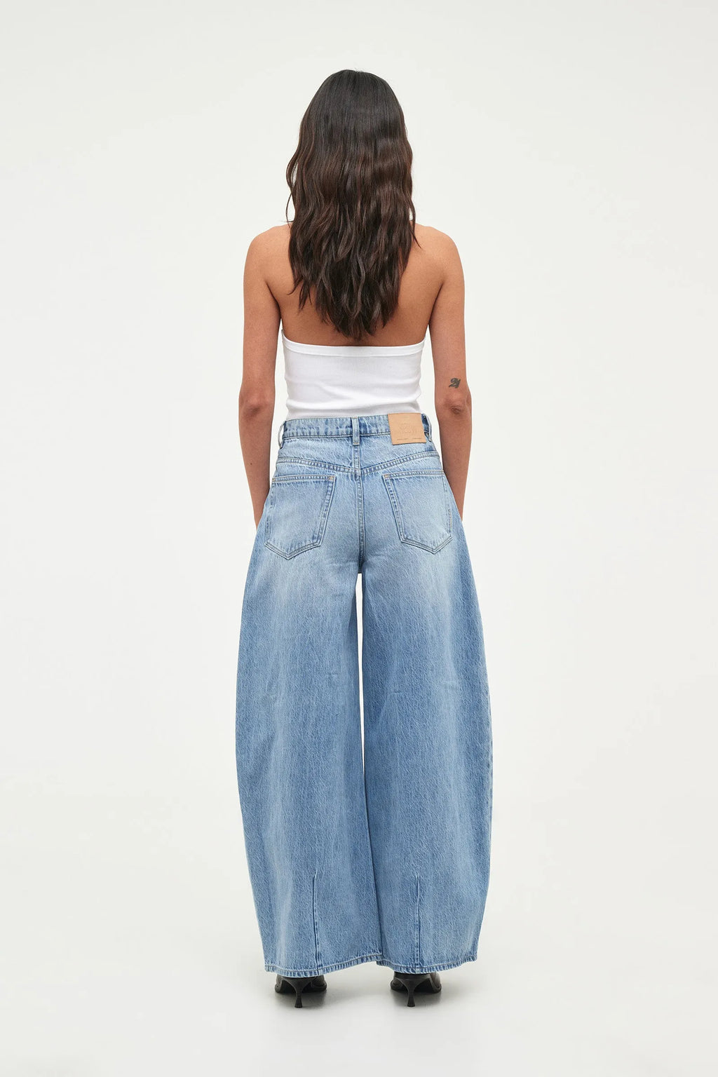 NEUW Mimi Barrel Jean | Rune
