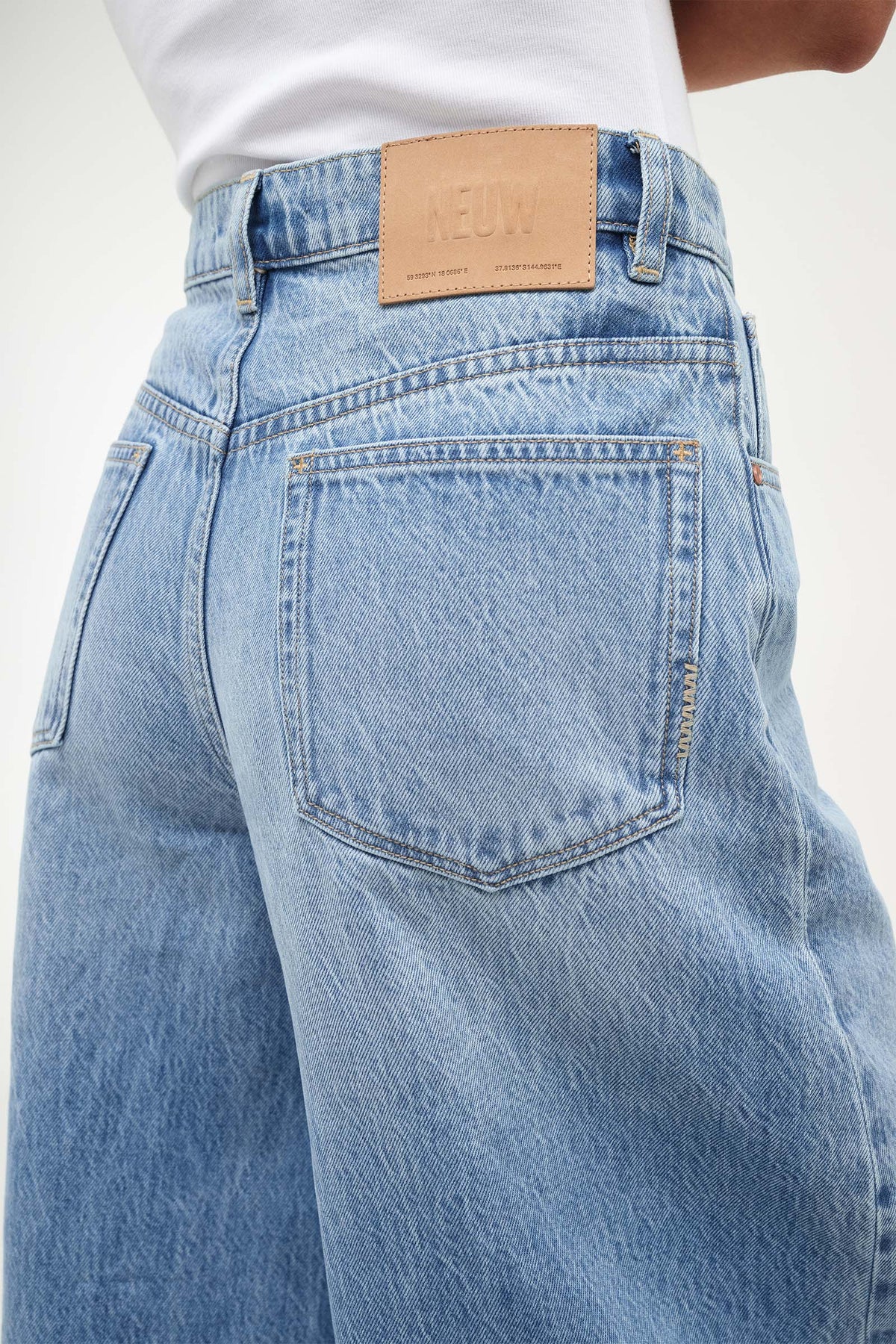 NEUW Mimi Barrel Jean | Rune