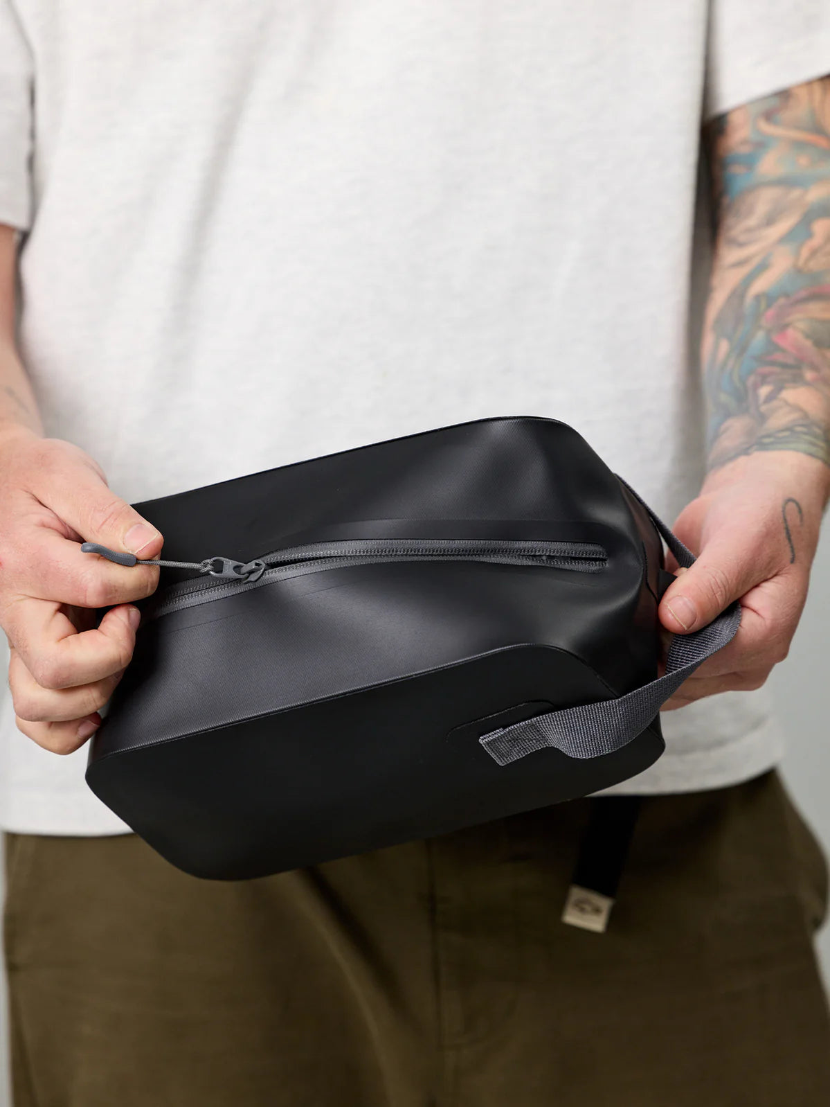 JUST ANOTHER FISHERMAN Anglers Wash Bag | Black