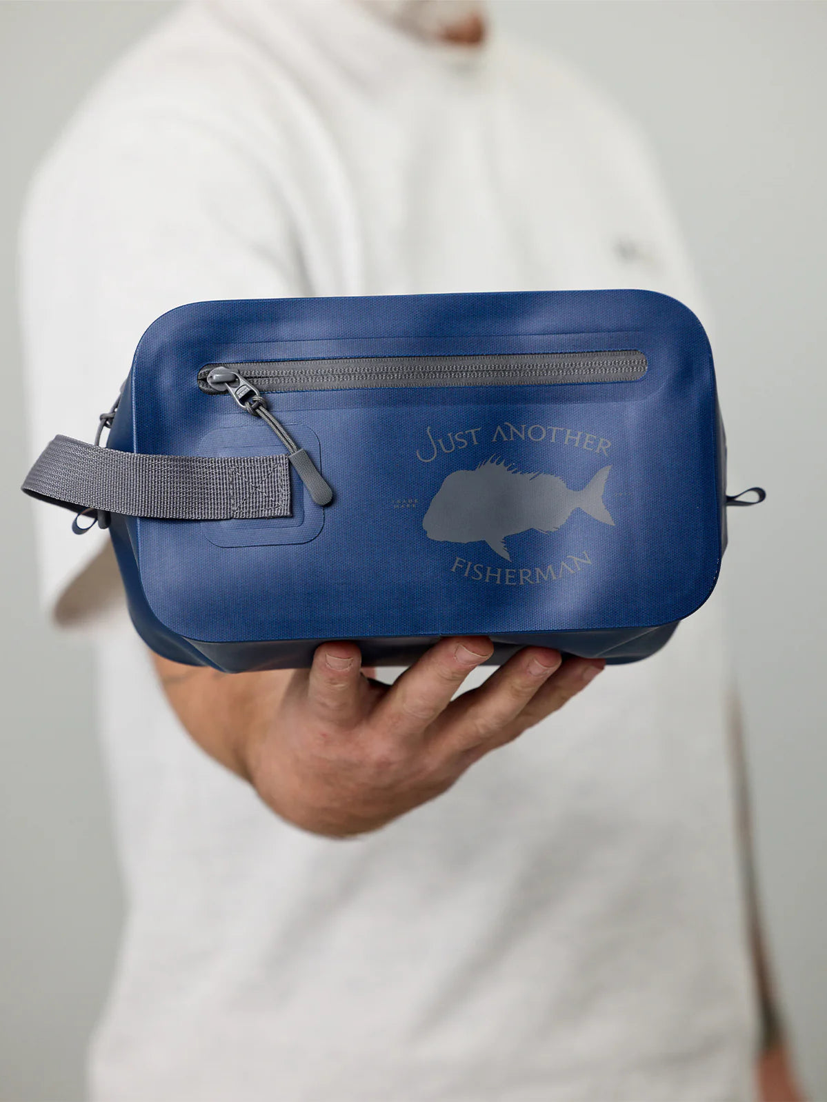 JUST ANOTHER FISHERMAN Anglers Washbag | Navy