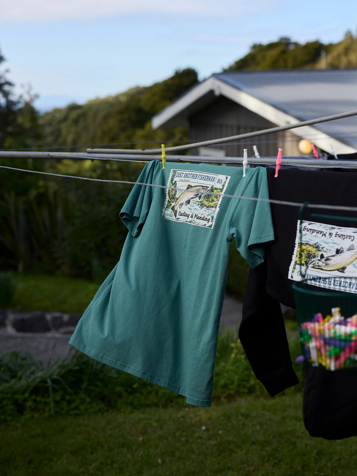 JUST ANOTHER FISHERMAN Casting & Mending Sea Tee | Vintage Teal