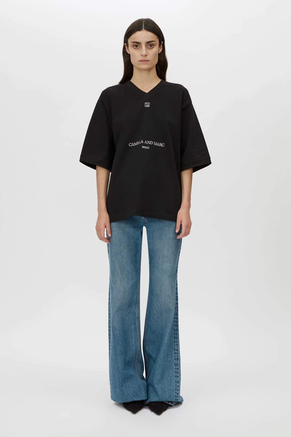 CAMILLA AND MARC Larissa Logo V-Neck Tee | Black.