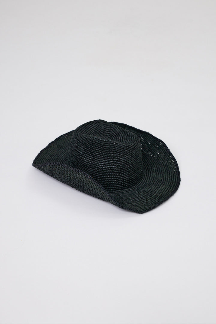REMAIN Sara Hat | Black