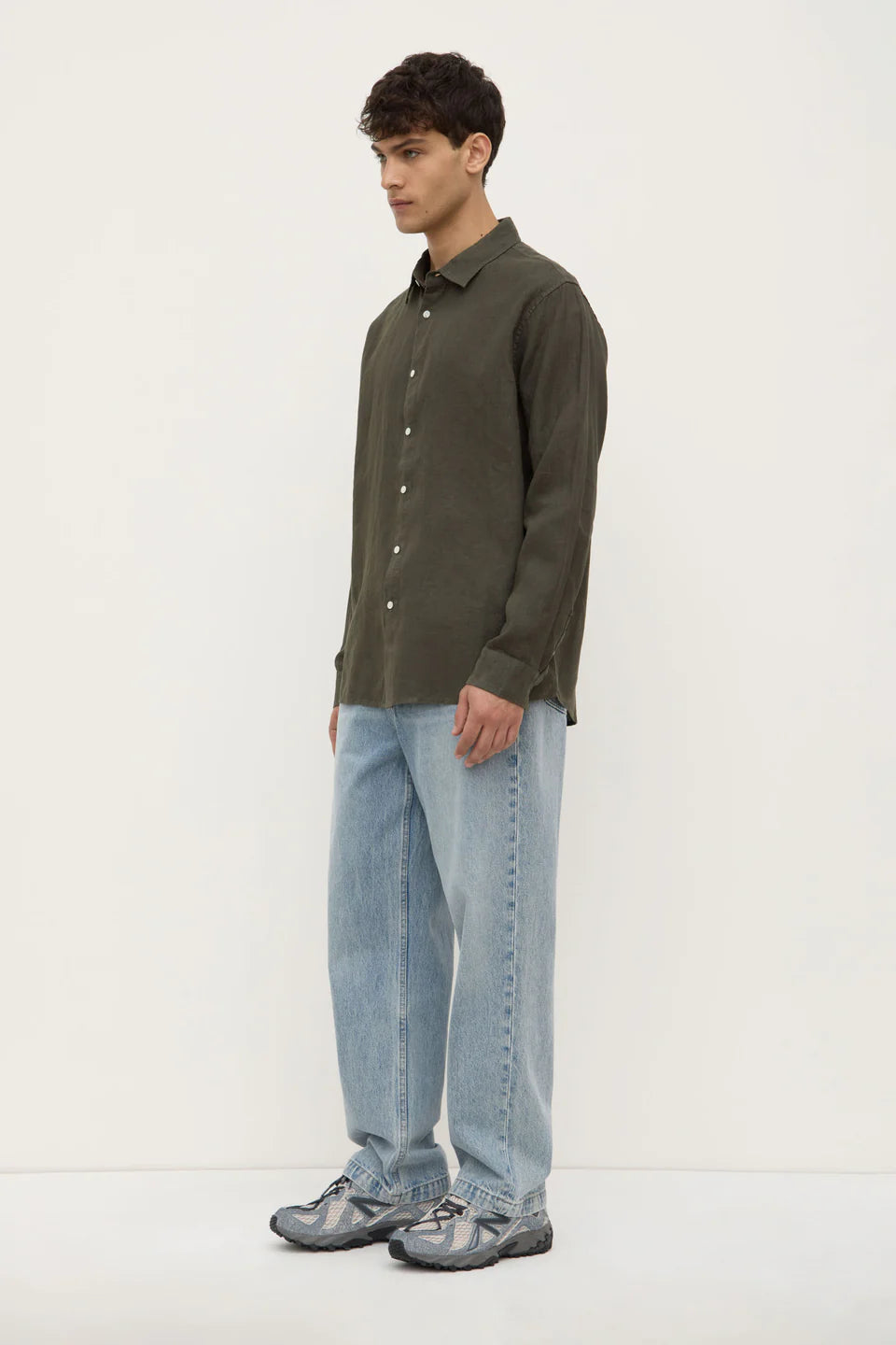 ASSEMBLY LABEL Mens Everyday Linen Long Sleeve Shirt | Sorrel