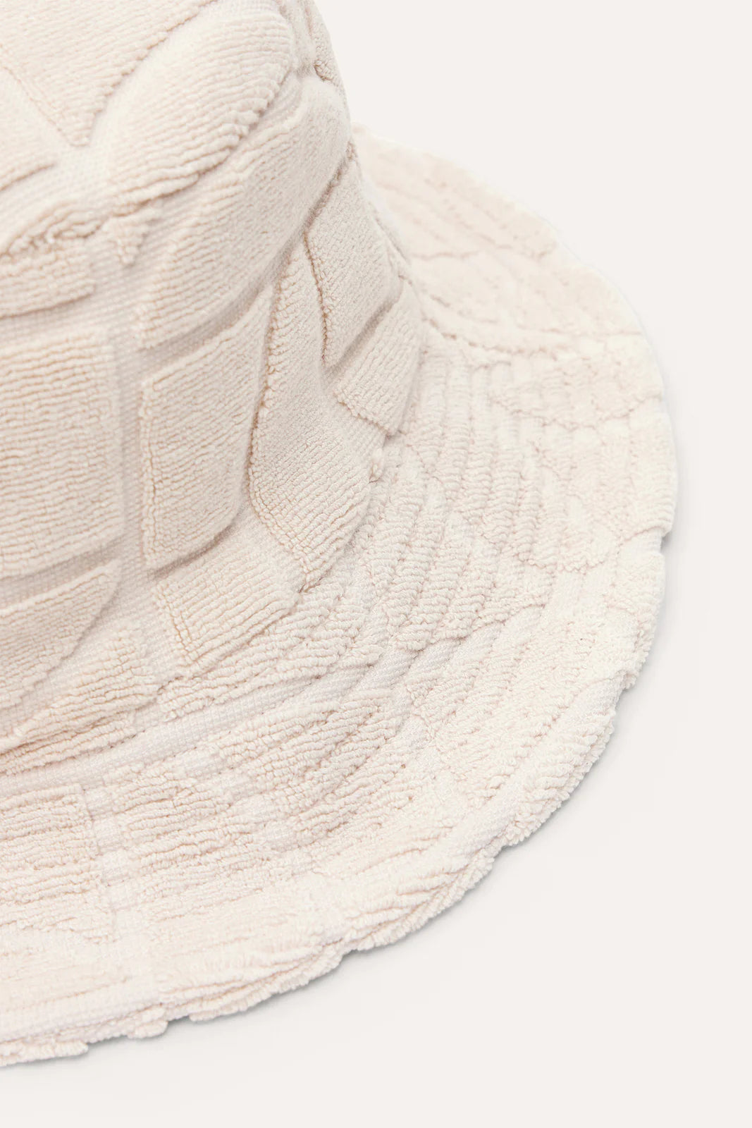 ELKA COLLECTIVE - Monogram Bucket Hat | Ecru