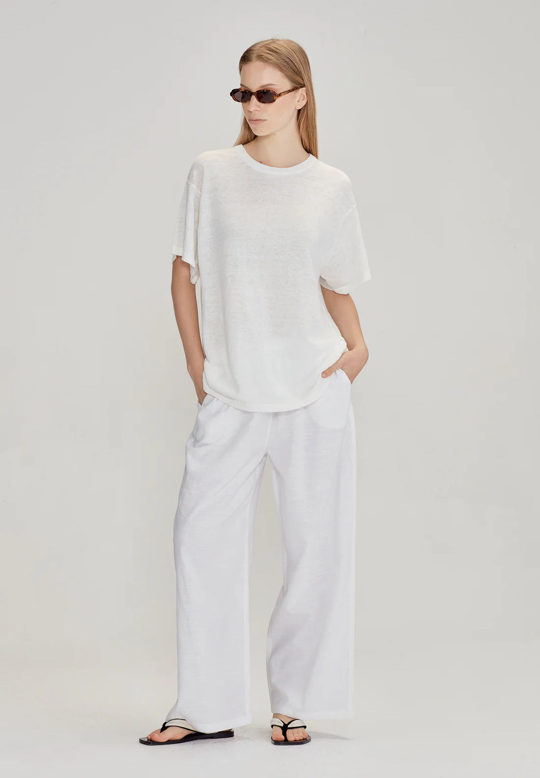 Women’s Linen Blend Pull On Pant | White