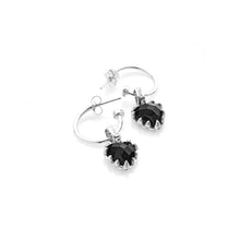 Load image into Gallery viewer, Love Claw Anchor Earring | Onyx
