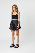 Load image into Gallery viewer, Sutton Shorts - Black
