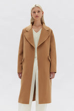 Load image into Gallery viewer, Sadie Single Breasted Wool Coat | Camel
