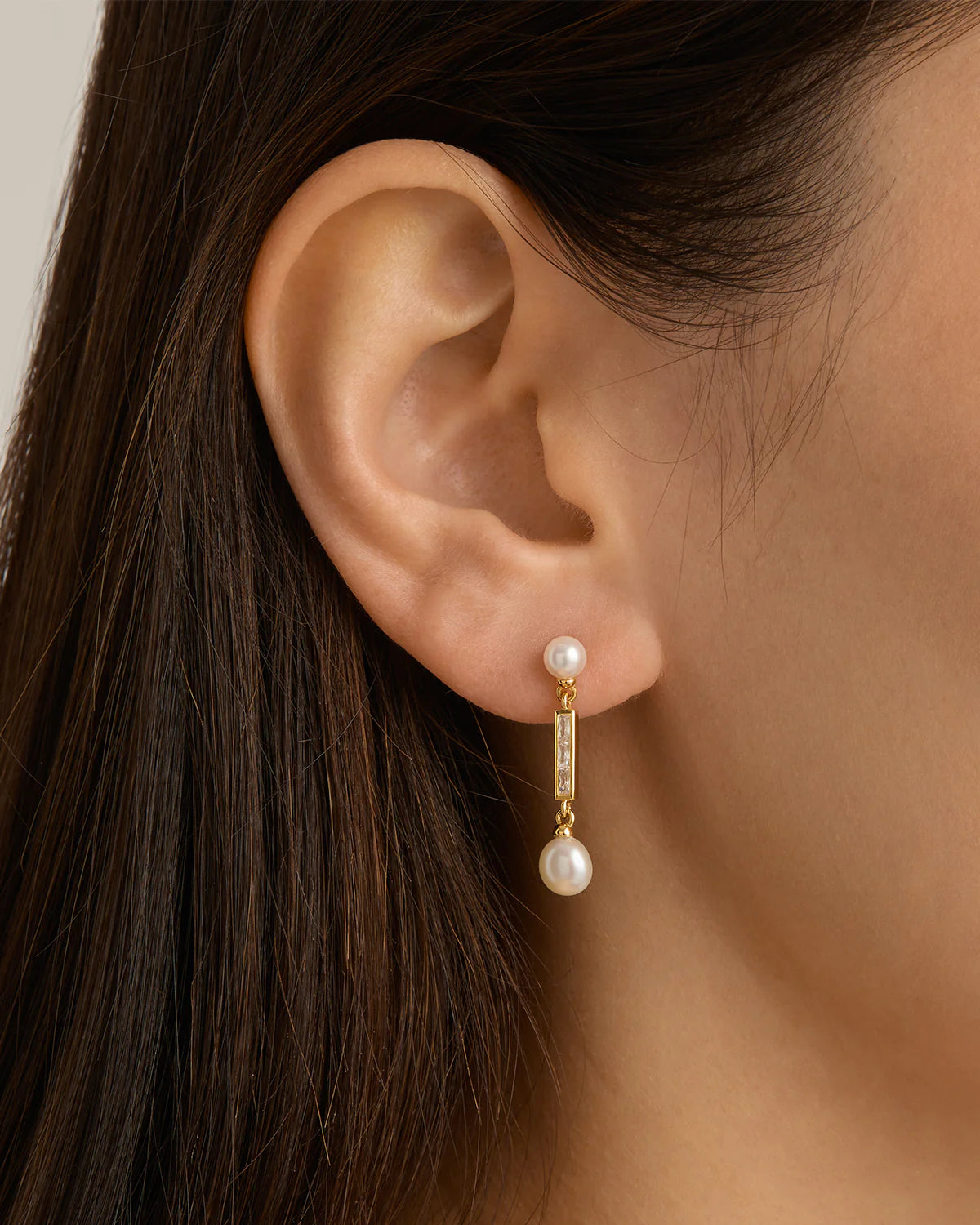 BY CHARLOTTE | Breathe Pearl Drop Earrings Gold