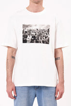 Load image into Gallery viewer, Crowd Tee | White
