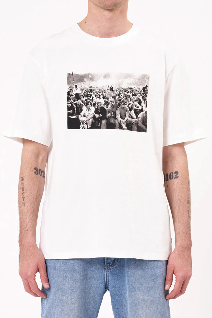 Crowd Tee | White