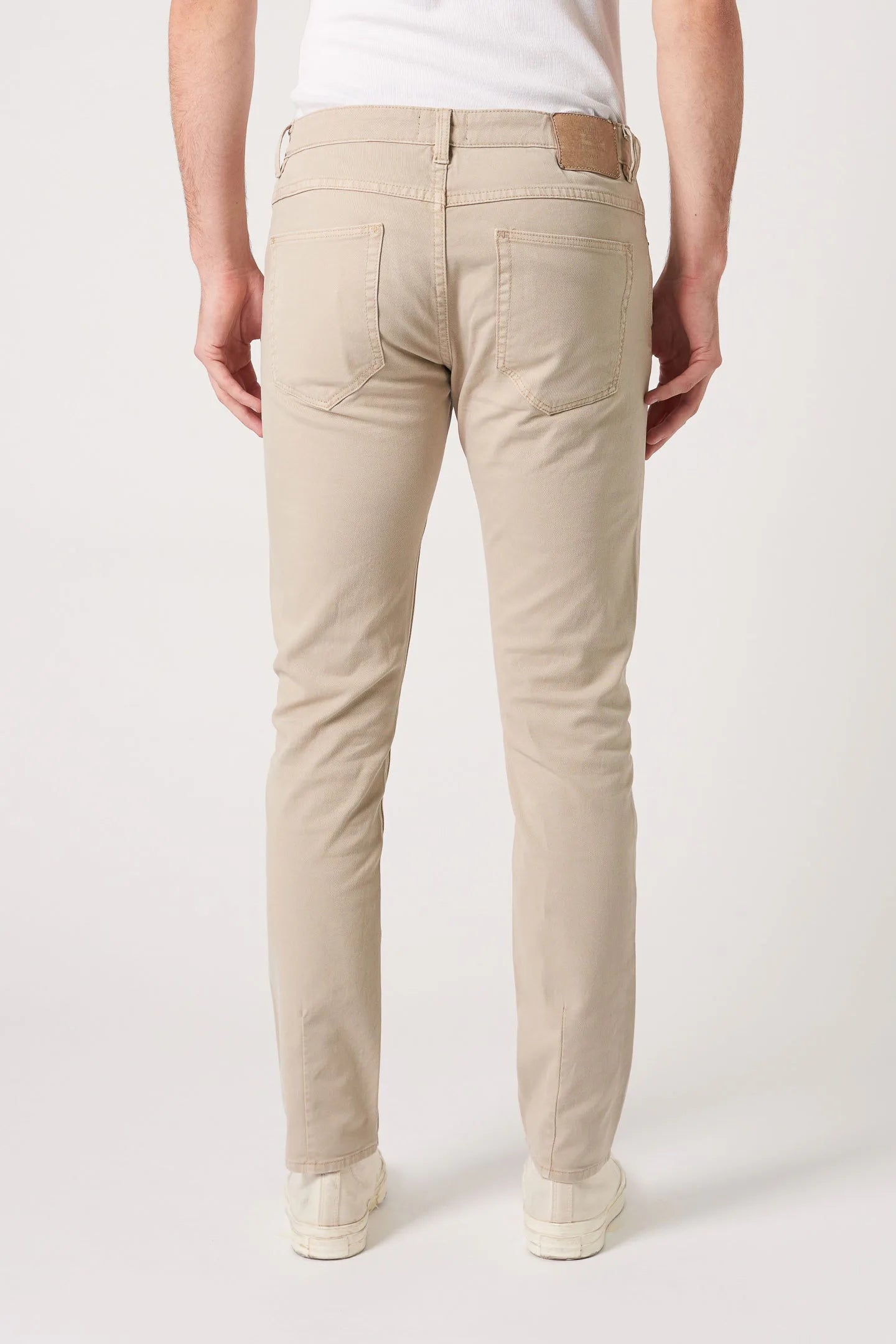 Lou Slim Twill | Washed Stone