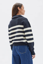 Load image into Gallery viewer, Parisienne Quarter Zip Jumper | Navy/White
