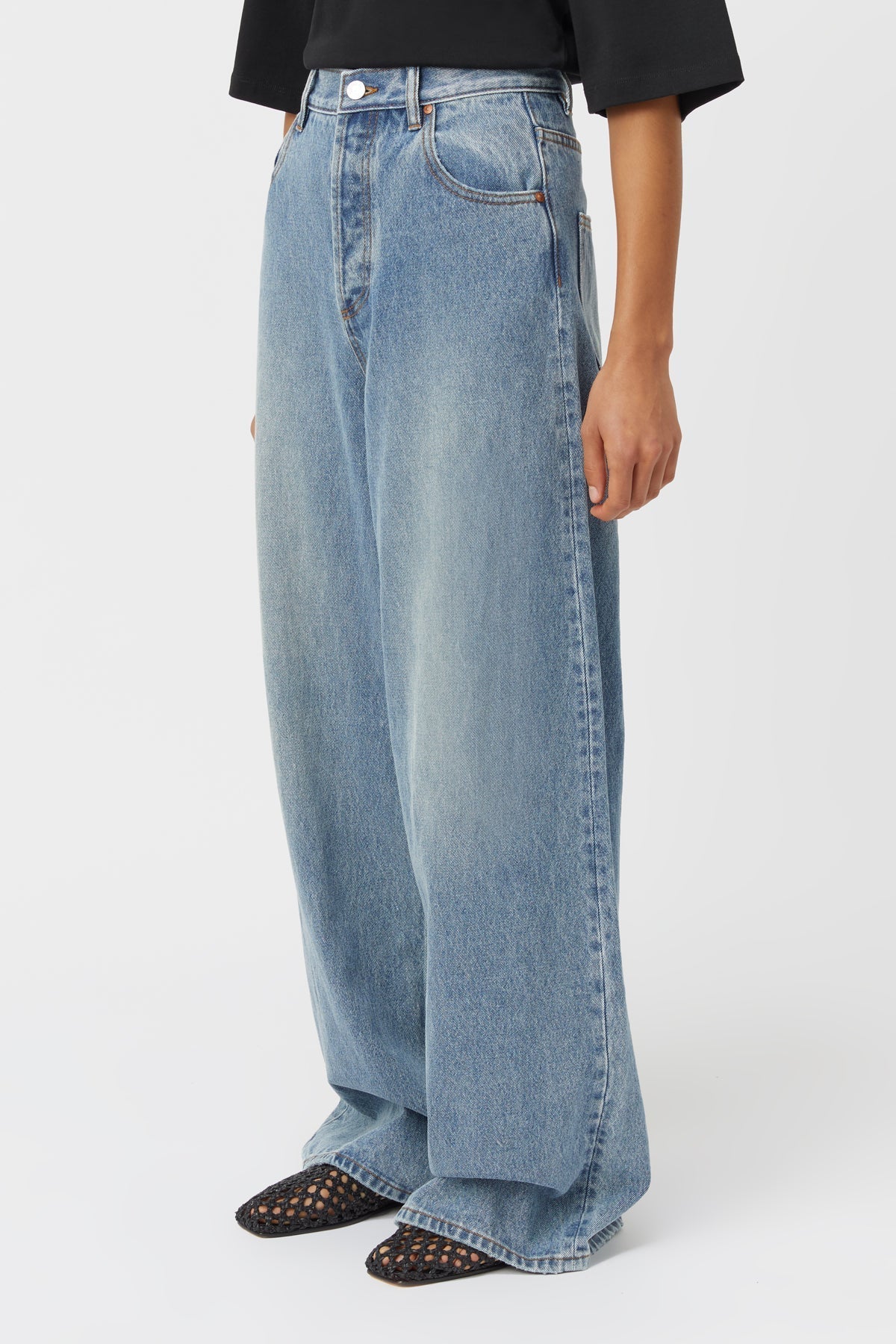 CAMILLA AND MARC Adrian Denim Jean | Light Vintage Blue