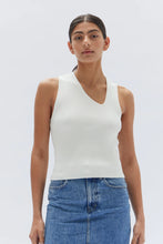 Load image into Gallery viewer, Linda Asymmetric Top | White
