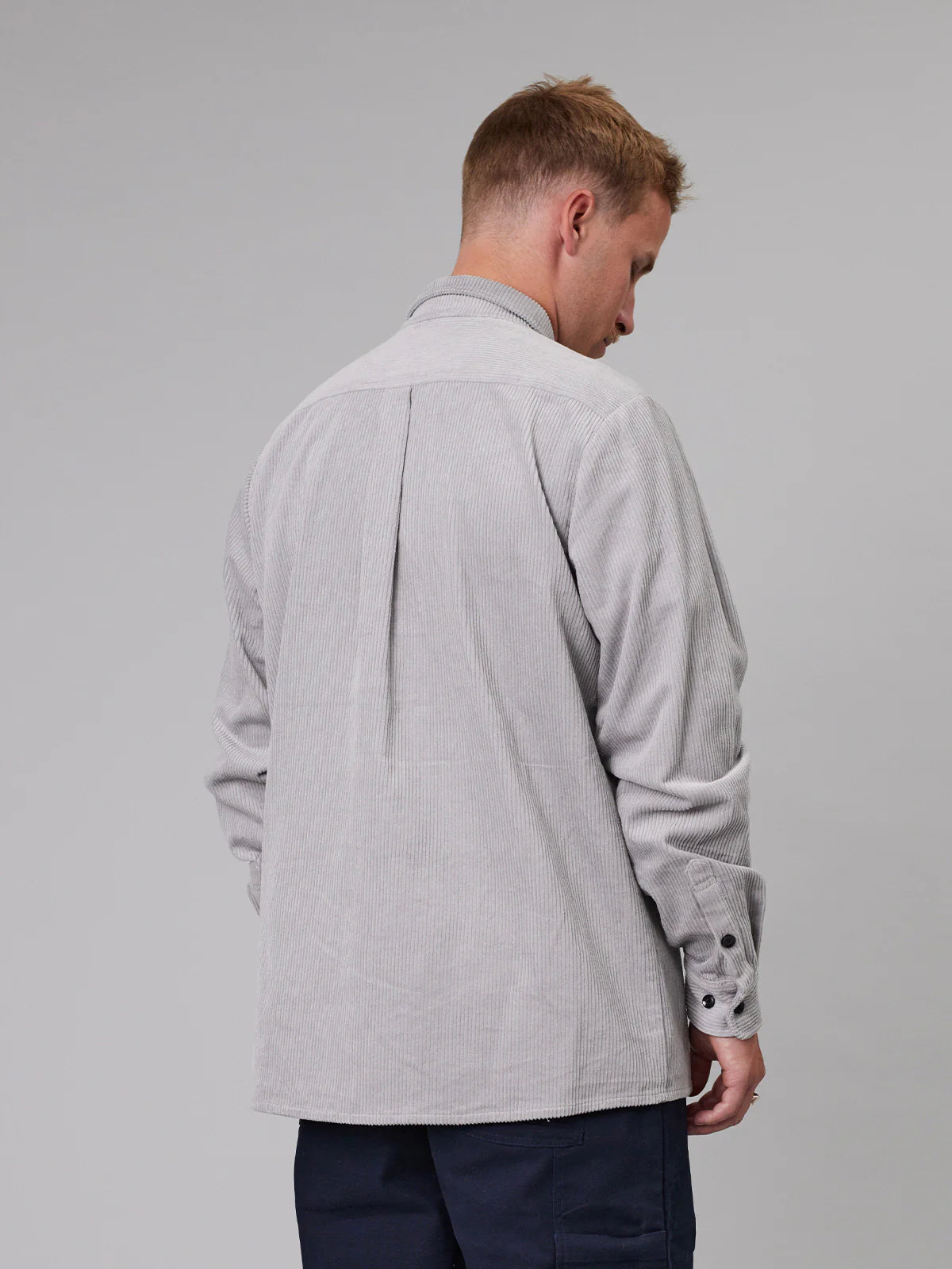 JUST ANOTHER FISHERMAN Boxy Ripple Shirt | Light Grey