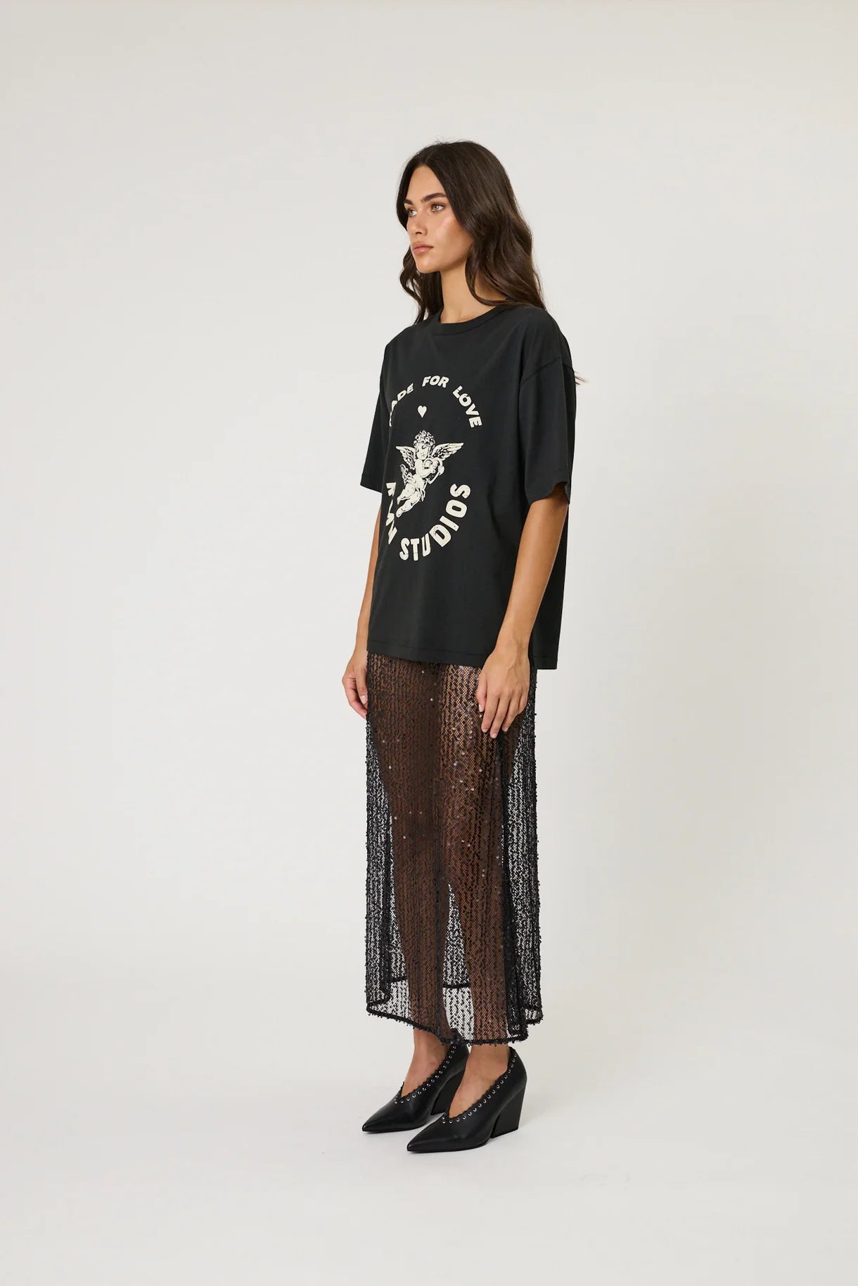 REMAIN Lovestruck Tee | Washed Black