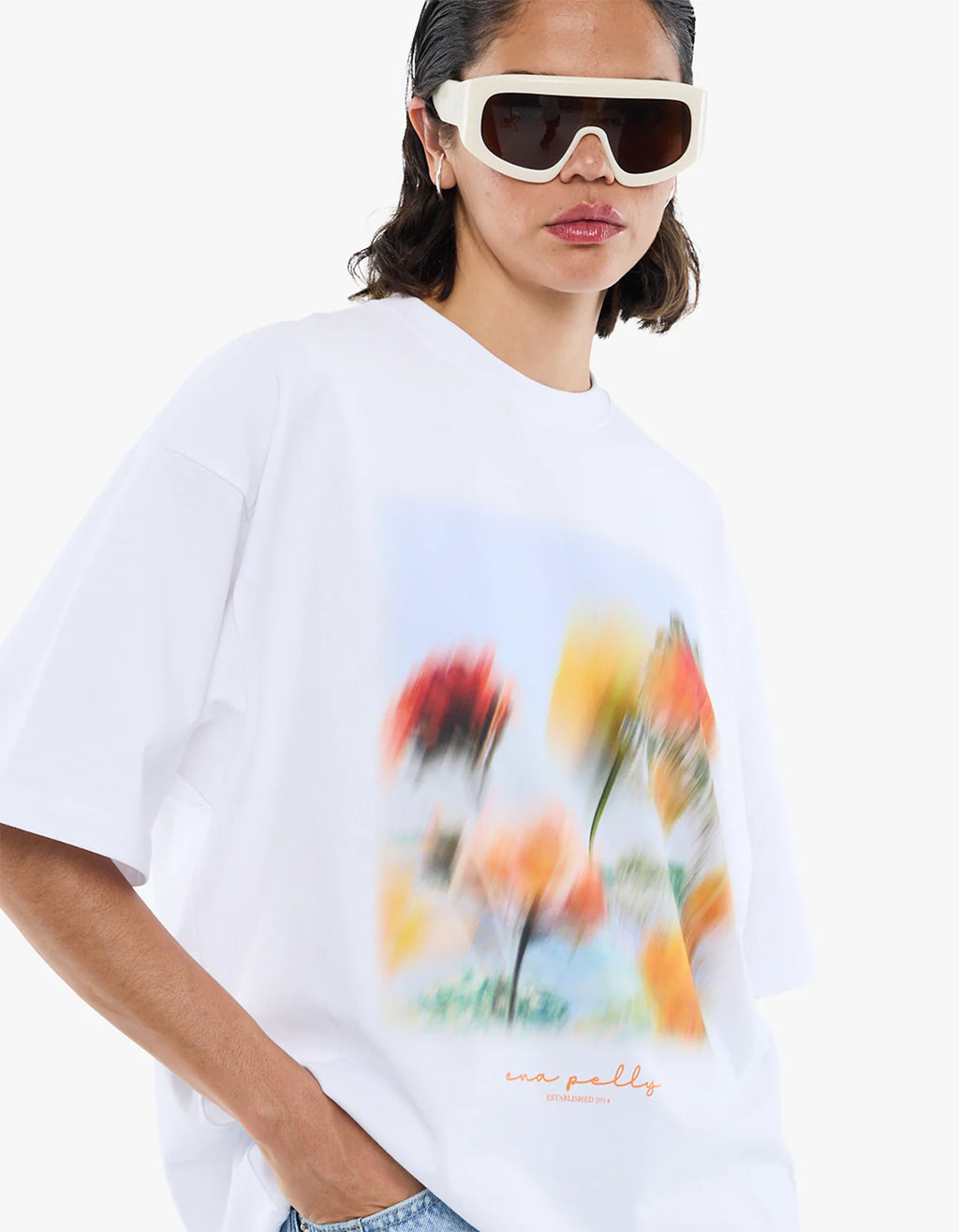 ENA PELLY Blurred Daisy Frame | White