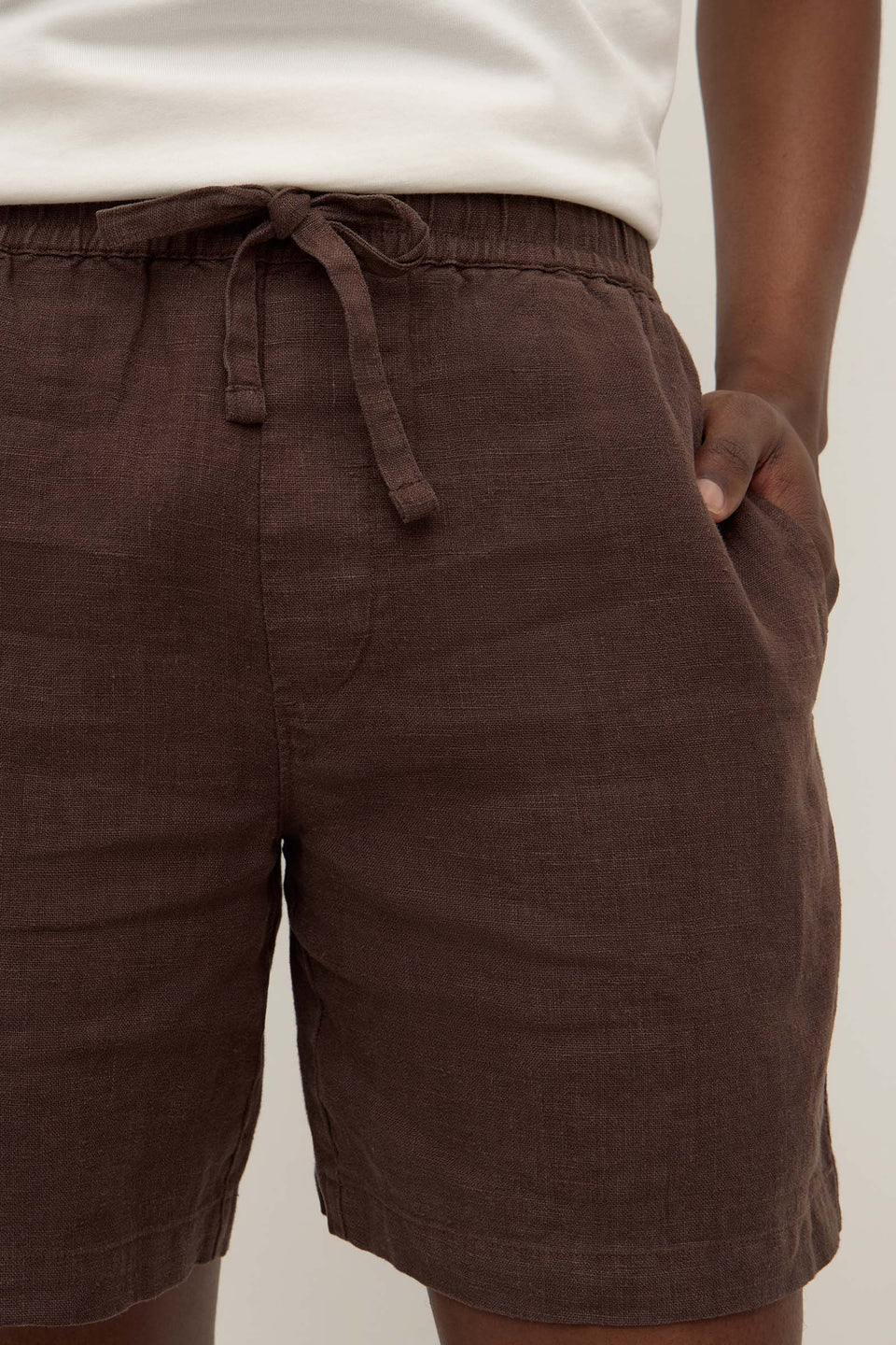 ASSEMBLY LABEL Tide Linen Short | Ganache