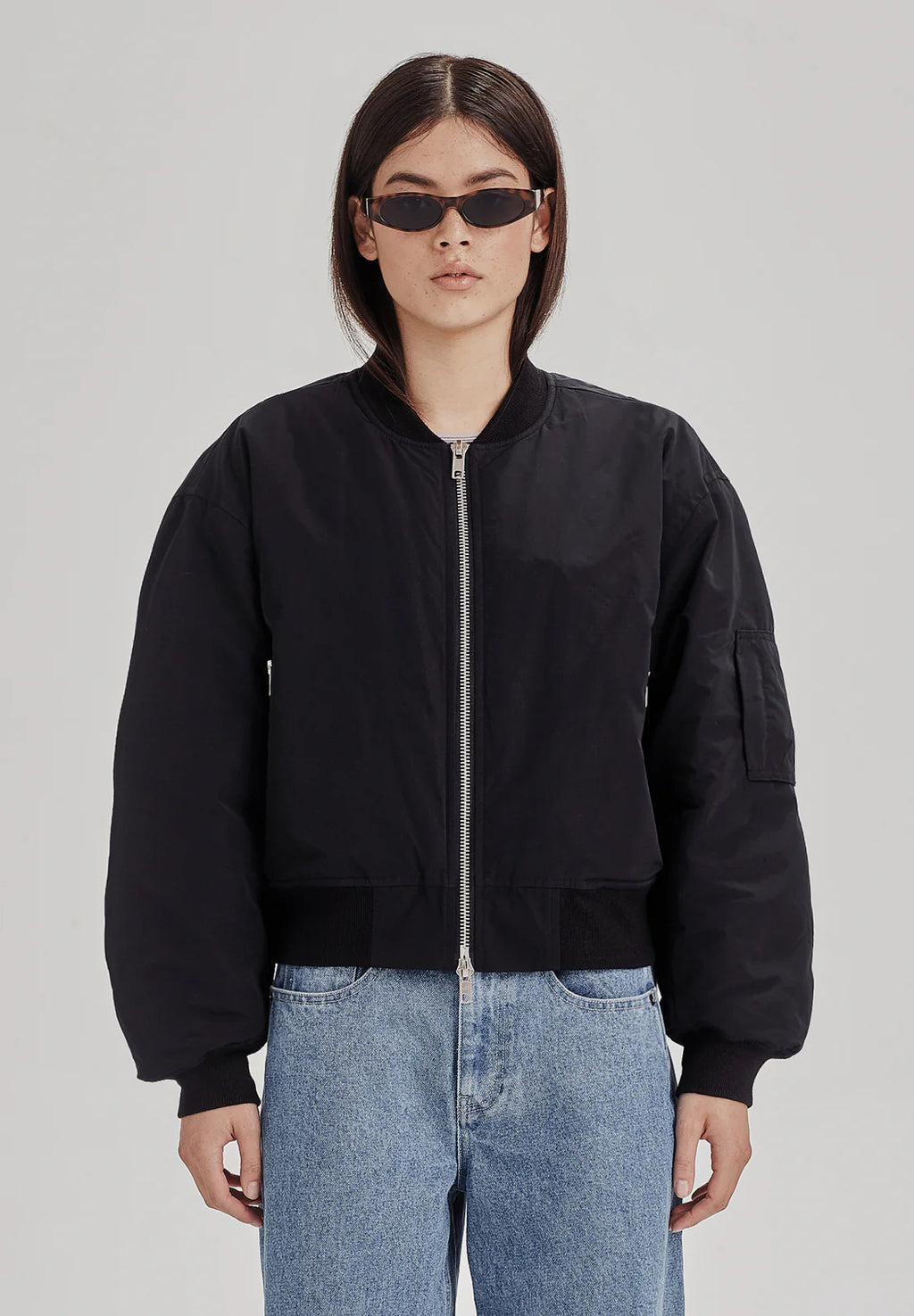 COMMONERS Crop Bomber | Black