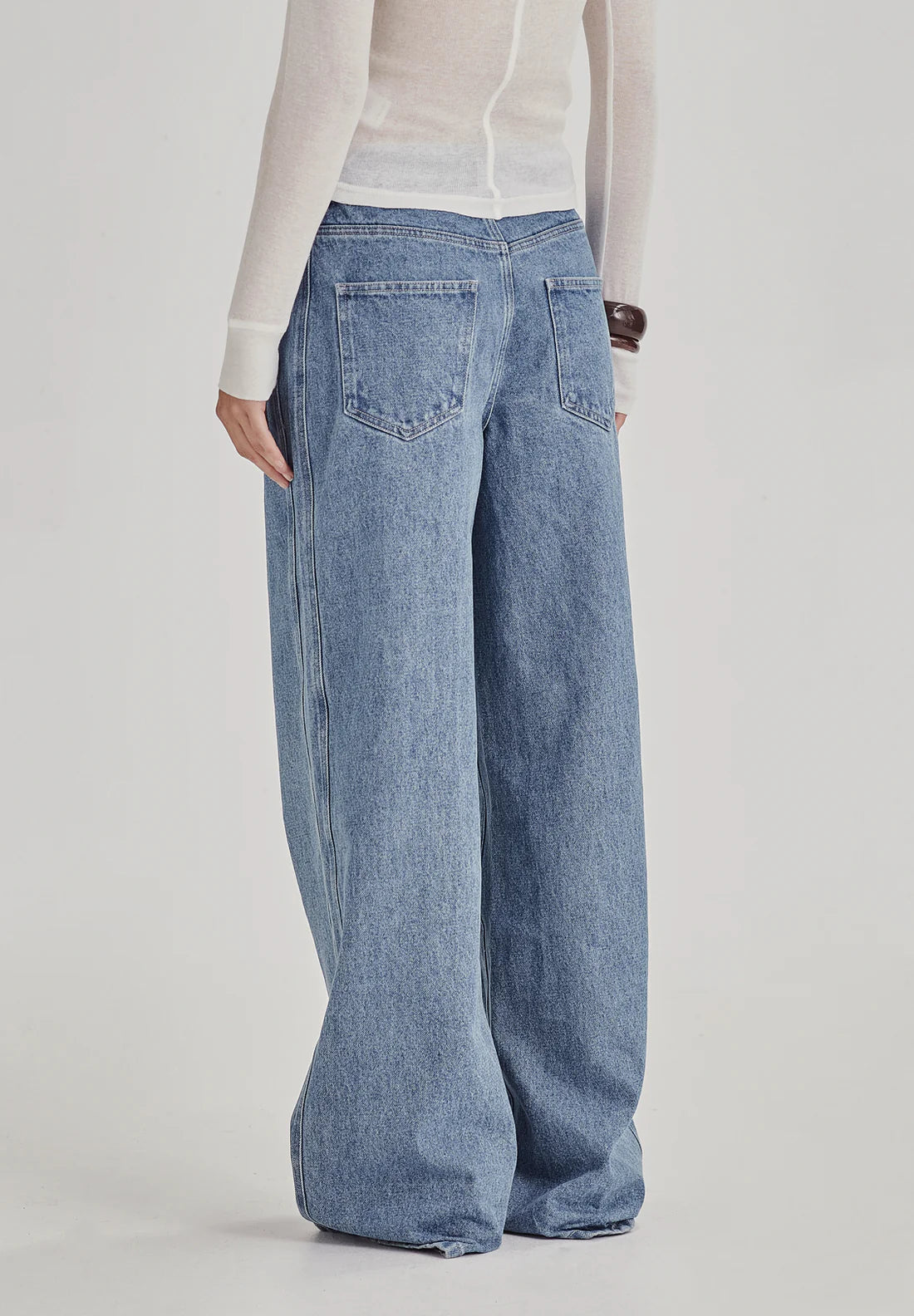 COMMONERS Volume Jean | Mid Blue Rinse