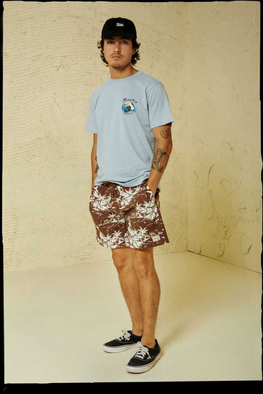 BRIXTON Voyage Hybrid Short | Sepia Umbrella Scene