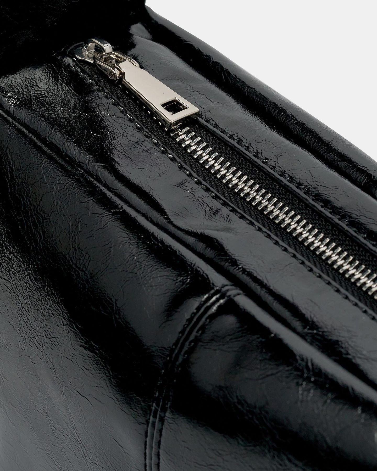 Luca Shoulder Bag | Black Glossy Crinkle