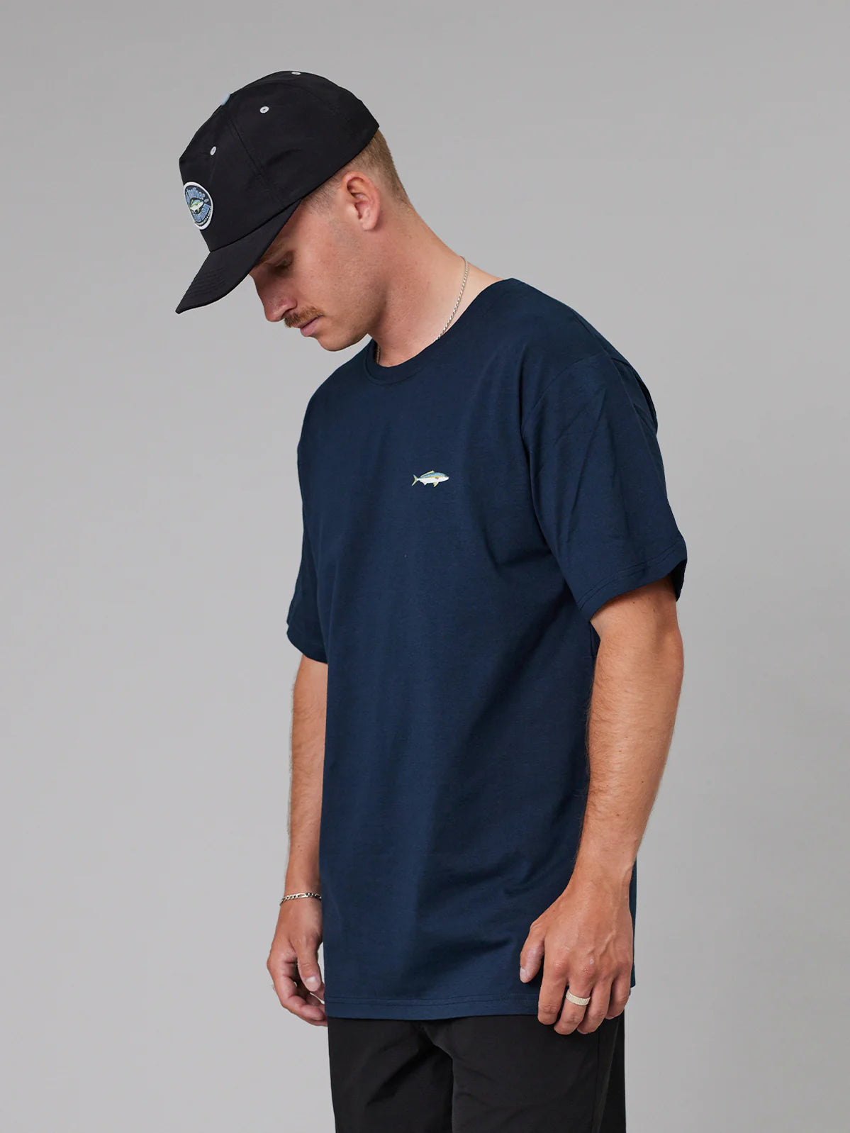 JUST ANOTHER FISHERMAN Kingi Sea Tee | Navy