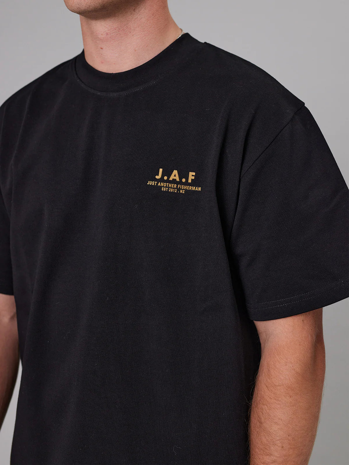 JUST ANOTHER FISHERMAN Heavy Shore Tank | Black