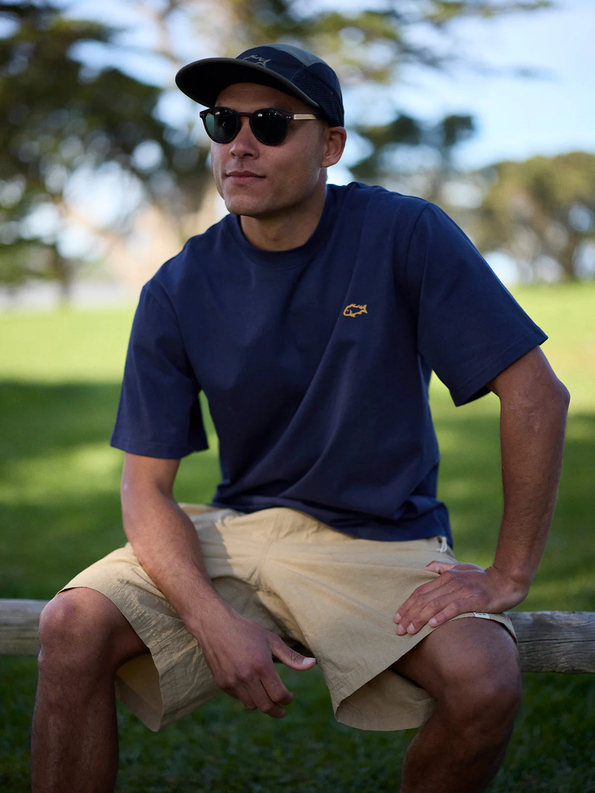 JUST ANOTHER FISHERMAN Heavy Shore Tee | Navy