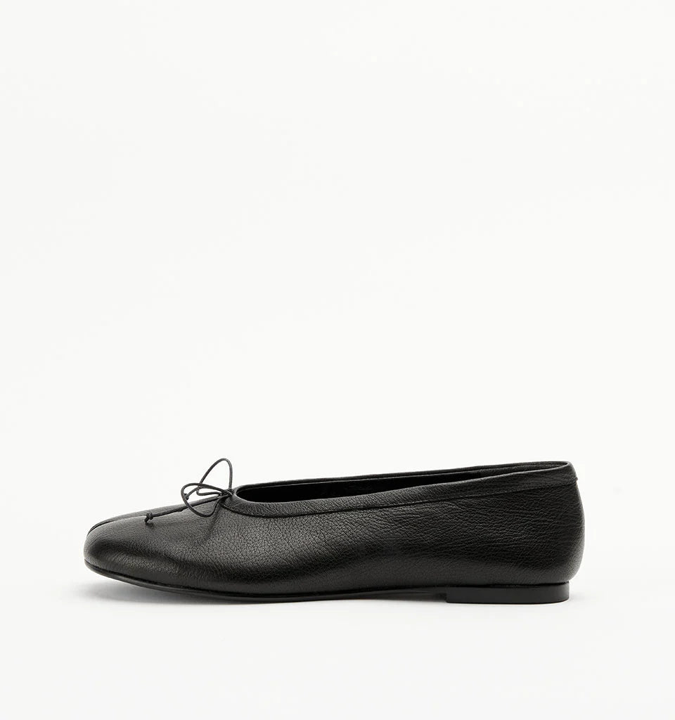 ALIAS MAE Lana | Black Tumble