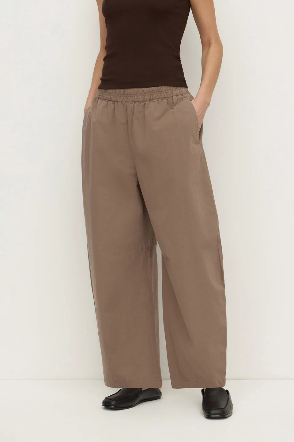 ASSEMBLY LABEL Elaine Washed Cotton Pant | Dark Sand