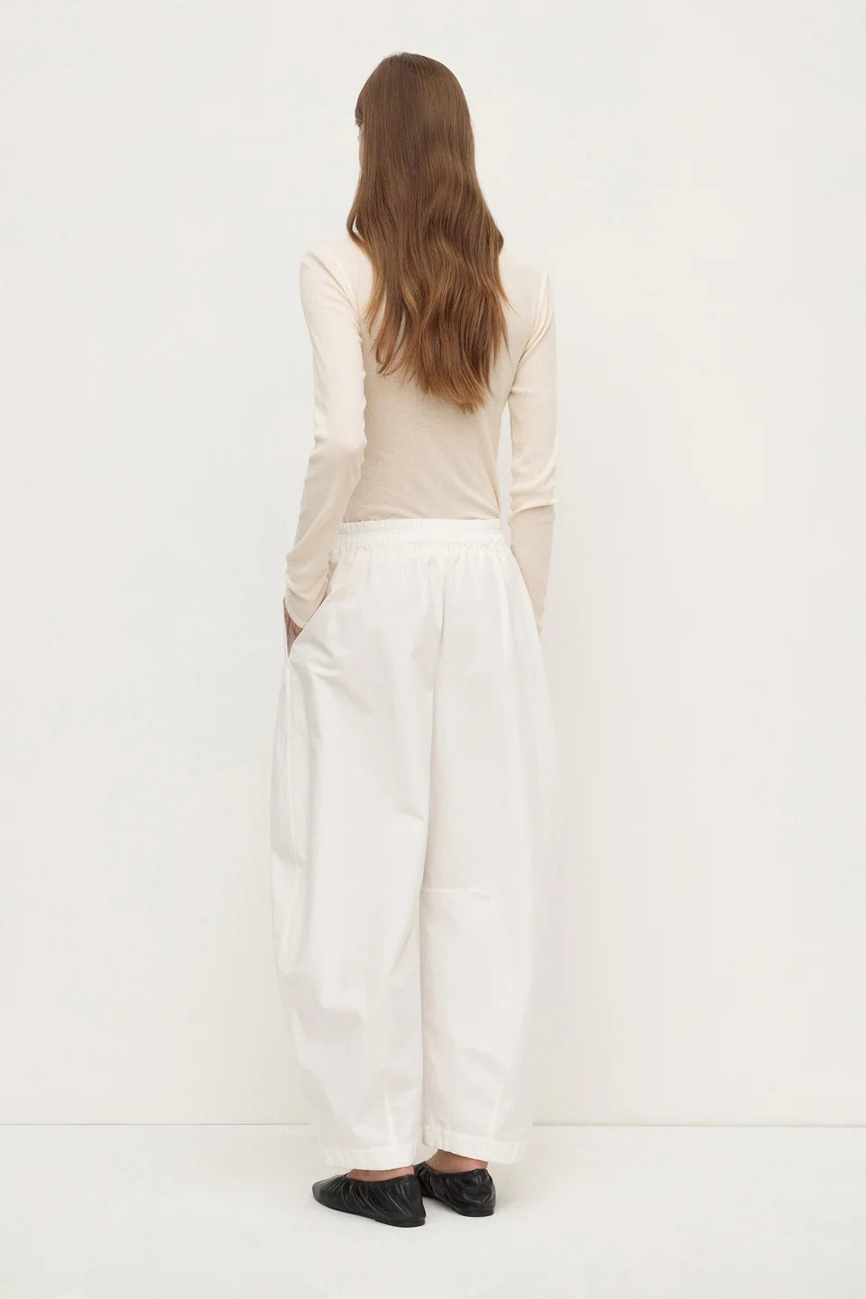 ASSEMBLY LABEL Lola Barrel Pant | White