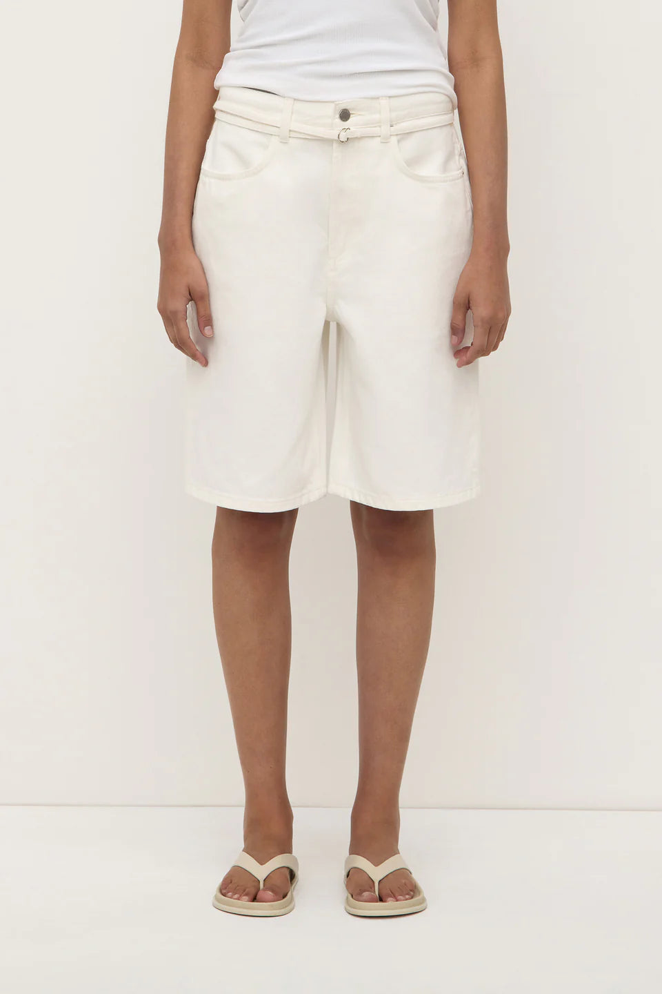 ASSEMBLY LABEL Loose Fit Long Denim Short | Vintage White