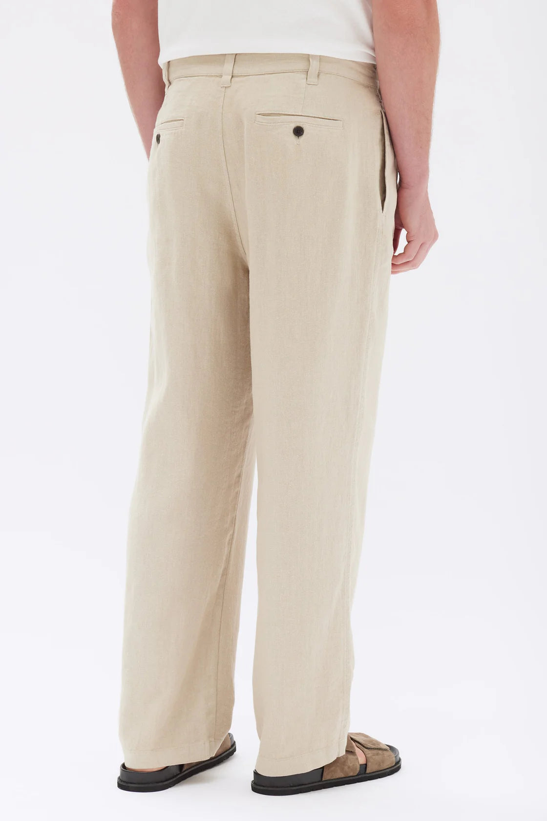ASSEMBLY LABEL Miles Pleated Linen Chino | Clay
