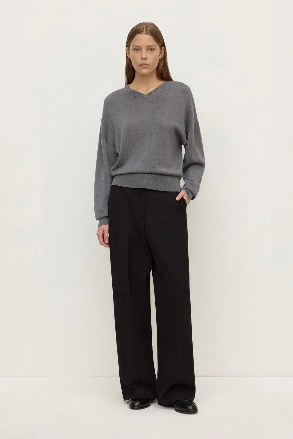 ASSEMBLY LABEL Mira V-Neck Sweater | Dark Grey Marle