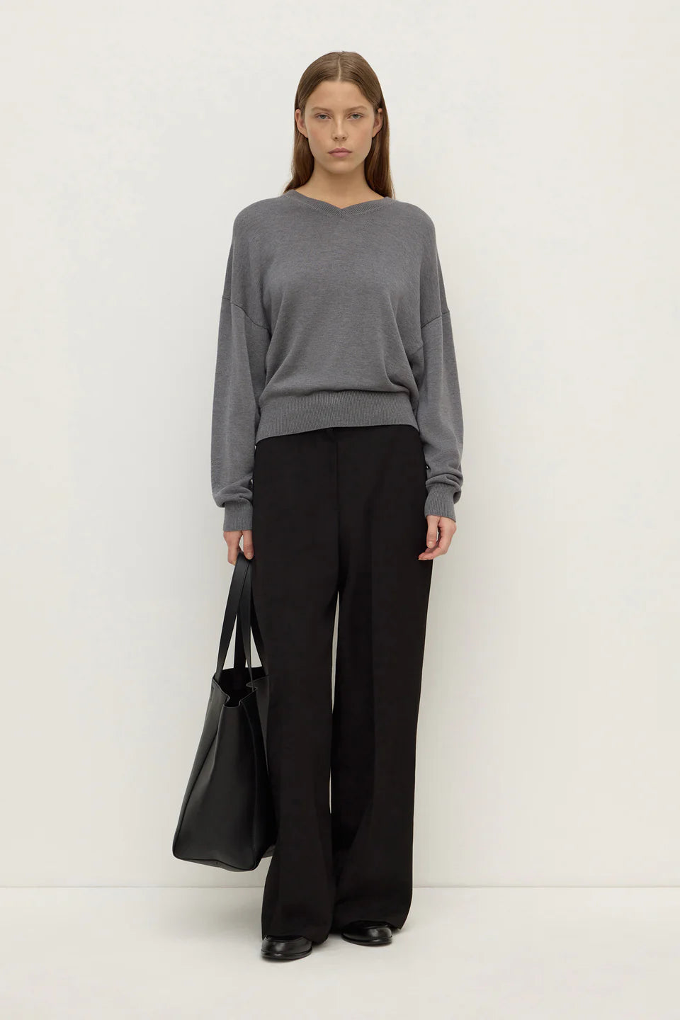 ASSEMBLY LABEL Mira V-Neck Sweater | Dark Grey Marle
