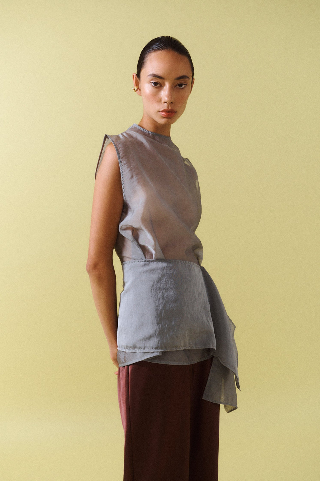 ONE OF OTHERS Hazel Top | Dove Grey