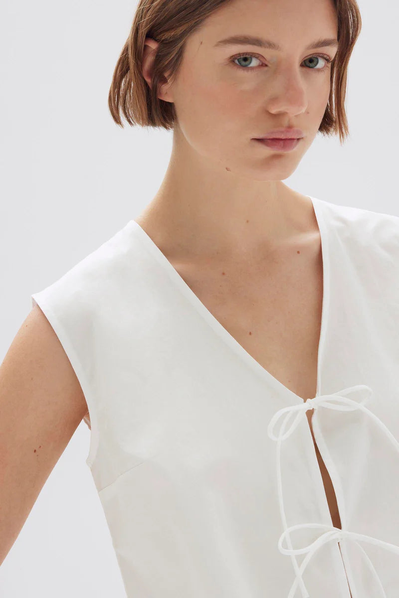 ASSEMBLY LABEL Ollie Poplin Tie Top | White