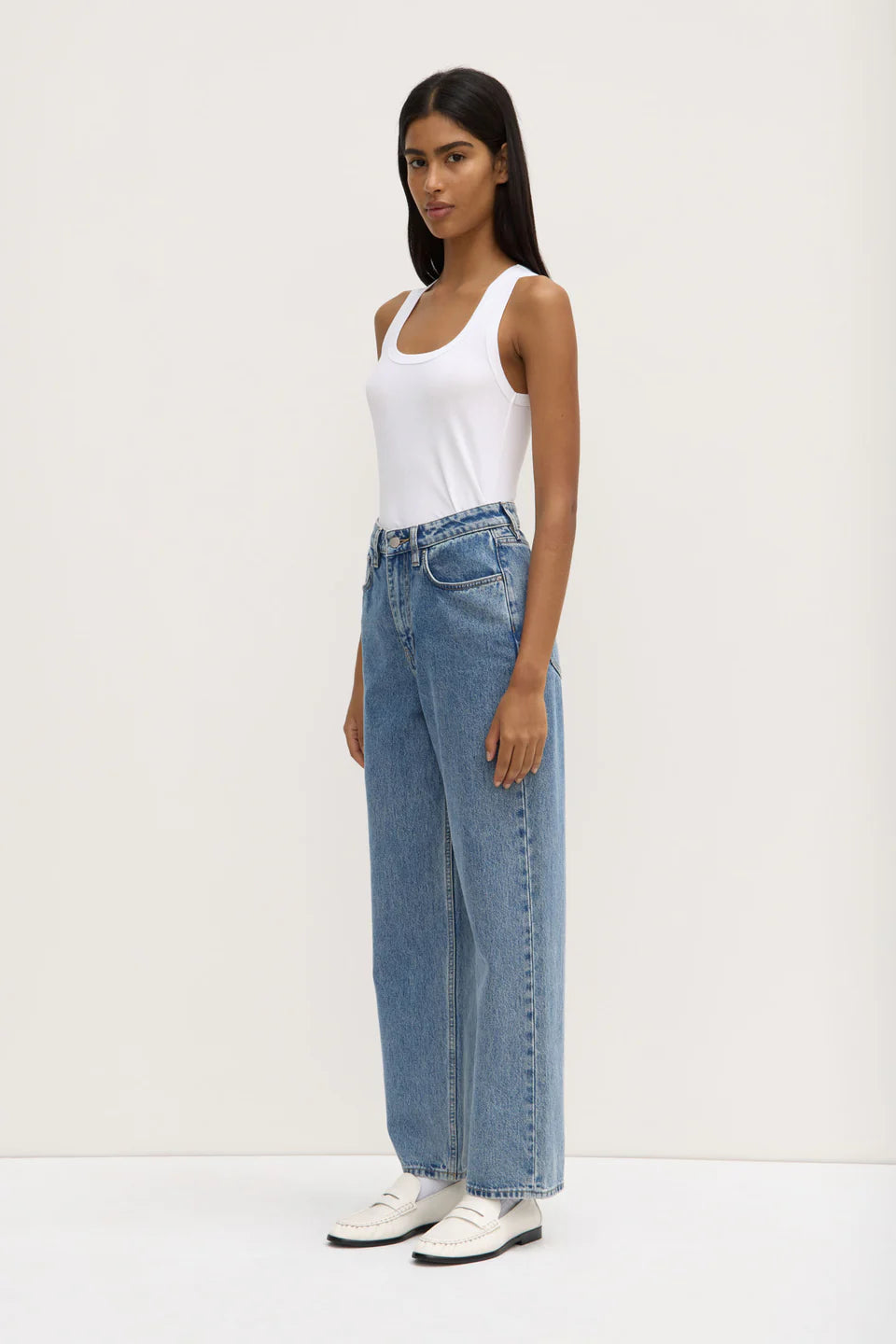 ASSEMBLY LABEL Robyn Scoop Neck Tank | White