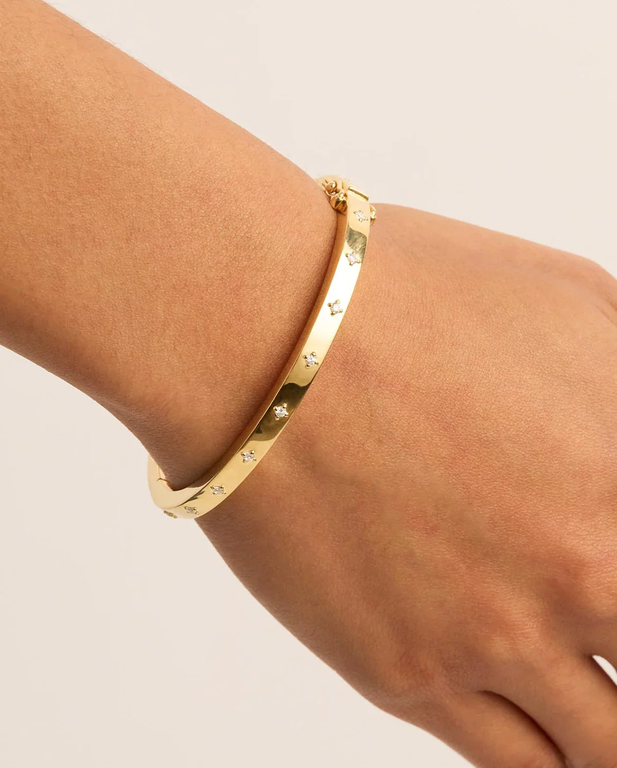 BY CHARLOTTE Live In Love Bangle | Gold